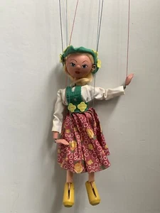 Pelham Puppet - rare 1950s Vintage Dutch Girl - Picture 1 of 13