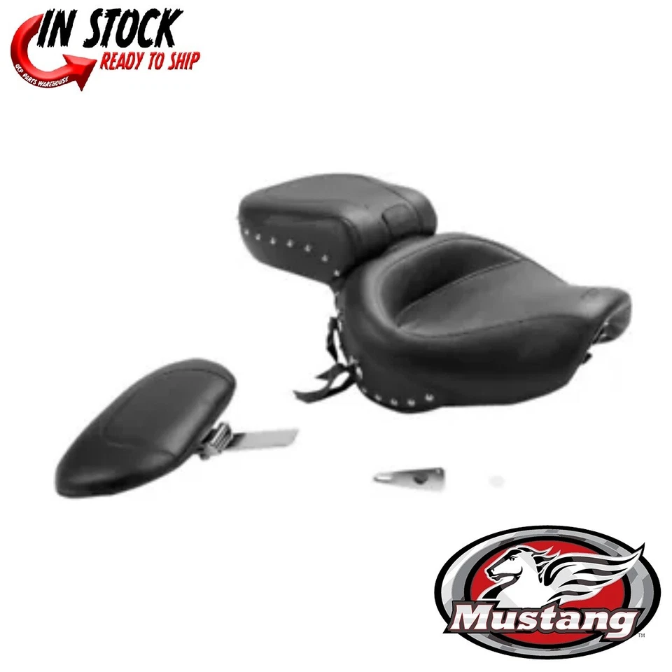 Asiento Mustang Wide Touring de una pieza con respaldo del conductor tachonado Foto 1 de 1