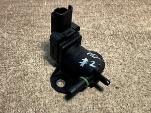 Citroen C4 Picasso Mk2 2014 1.6 Diesel Vacuum Solenoid Valve 9688124580    #2 - Picture 1 of 4