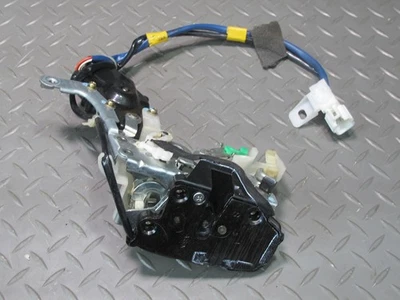 Atuador de trava de porta traseira direita 98-00 LEXUS UCF20L LS400 FABRICANTE DE EQUIPAMENTO ORIGINAL - Imagem 1 de 4