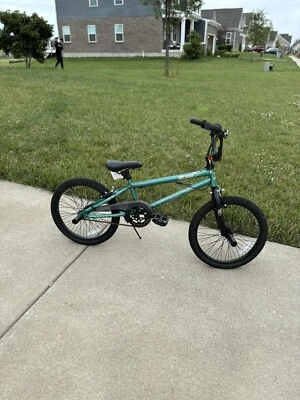 kids bike tony hawk - Image 1 of 3