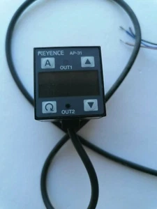 KEYENCE AP- 31 pressure sensor, digital display sensor - Picture 1 of 5