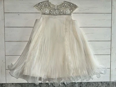 Nuevo (defectuoso) Vestido Grande para Niñas Norman Marcus para Target Marchesa Marfil Con Cuentas Foto 1 de 4