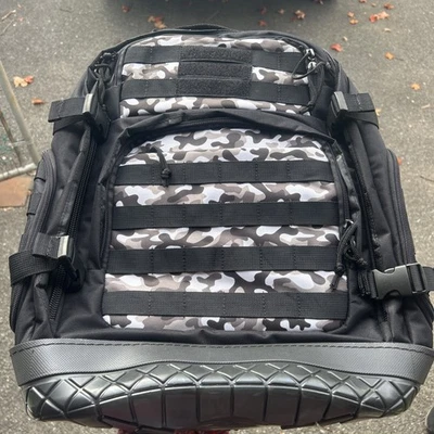 Mochila táctica Special OPS negra camuflada nueva Foto 1 de 3