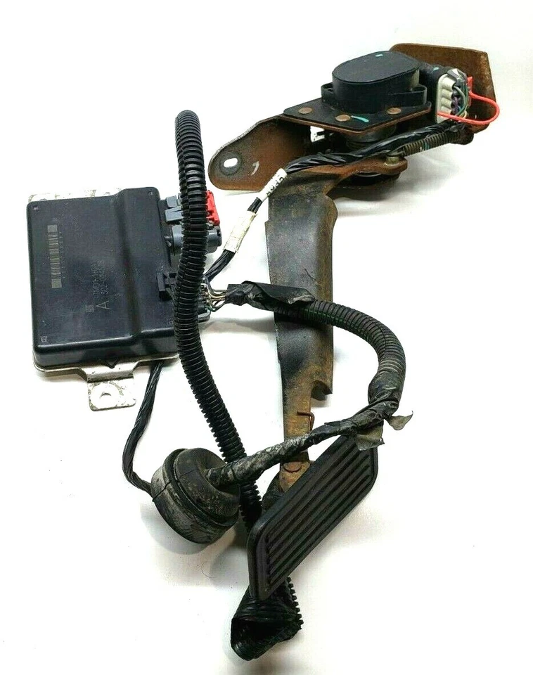 ✅ 03-05 Chevy Silverado GMC Yukon Gas Pedal Drive By Wire TAC Module Swap GM - Image 1 of 4