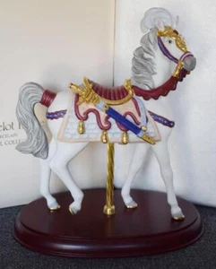 HANDSOME LENOX CAROUSEL COLLECTION CAMELOT CAROUSEL HORSE WITH ORIGINAL BOX COA - Picture 1 of 7