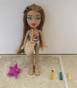 Rare Lil’ Bratz Beach Bash Party Rinnie 4.5” Doll In Original Outfit - Picture 1 of 1