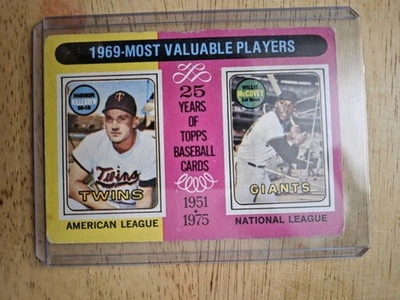 1975 Topps (1969 MVPs H.Killebrew/W.McCovey) #207 - Image 1 of 2