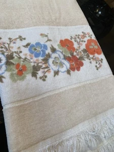 Toalla de baño floral vintage JCPenney Fashion Manor años 70 - Imagen 1 de 3