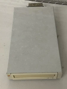 Lecteur CD ROM SCSI externe AppleCD 150 vintage Mac - Photo 1/7