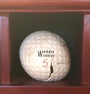 Vintage Wonder Center #5 Shakespeare Golf Ball - Picture 1 of 3