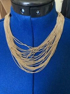 Simpatica collana in oro multistrato - Foto 1 di 2