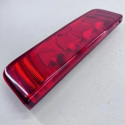 PEUGEOT 207 SW BRAKE LIGHT REAR 9680158180 CENTRE BOOT TAILGATE ESTATE 09-14 - image 1 of 4