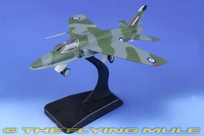 Aviation 72 1:72 Gnat F.Mk 1 RAF XK724 - Imagem 1 de 4