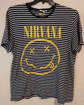 Camiseta Topman 'Nirvana' 100% algodão listrada preta branca manga curta grande - Imagem 1 de 4