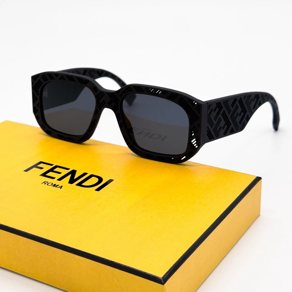 FENDI FE40113I 02A MATTE BLACK UNISEX SUNGLASSES FENDI