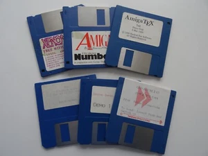 6 X ASSORTED ORIGINAL AMIGA DEMO, PD, MAGAZINE ETC. COMPUTER DISKS - UNTESTED - Afbeelding 1 van 8