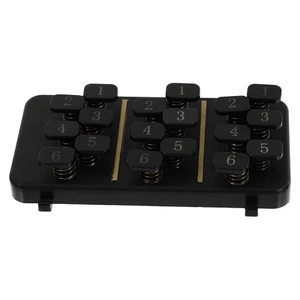 2 Pezzi Guitar Chord Trainer per Principianti Sistema di Apprendimento Pusher Strumenti Assistiti - Foto 1 di 12