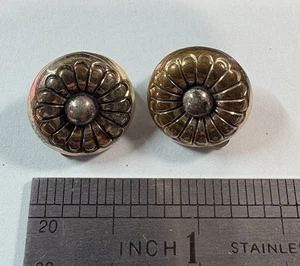 Vintage 1/20 12K Gold Filled Floral Clip On Earrings Sunburst Dome 1950s Retro - Picture 1 of 7
