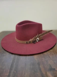 Women’s Charlie Whitehorse hat 100% wool size medium - Picture 1 of 3