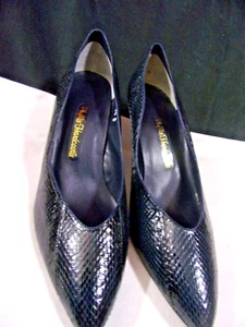VINTAGE Phyllis Hardcastle Women's BLUE Snakeskin Leather Heels Pumps size 8.5B - Picture 1 of 23