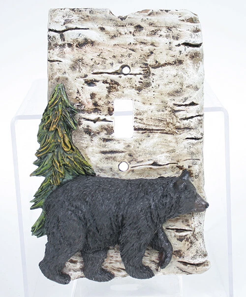 Cubierta de interruptor de luz de abedul sintético primitivo BLACK BEAR, de Slifka Foto 1 de 1