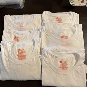 T-shirt girocollo uomo Hanes nuova senza etichetta CONFEZIONE DA 6 (38-40) taglia M confezione mancante - Foto 1 di 2