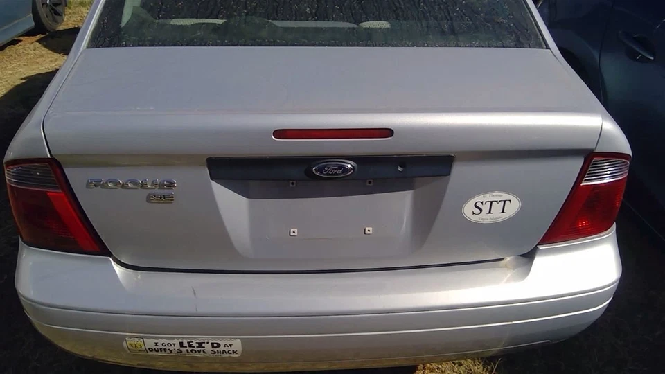 Maletero/portón trasero sedán sin alerón para Ford Focus 05-07 OEM Foto 1 de 4