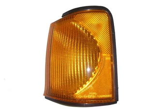 Left Front Indicator Lamp suitable for Land Rover Discovery 2 - Picture 1 of 1