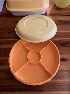 Tupperware Schlemmerrunde Snackbox Serviertablett Deckel ,Gelb/Orange,Ø26,5x8H - Bild 1 von 4