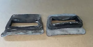 Corvette Air Cleaner duct to hood seal gasket pair 84,1984 OEM - Foto 1 di 8