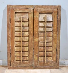 Antica persiana da parete in legno con cornice originale vecchia fatta a mano - Foto 1 di 7