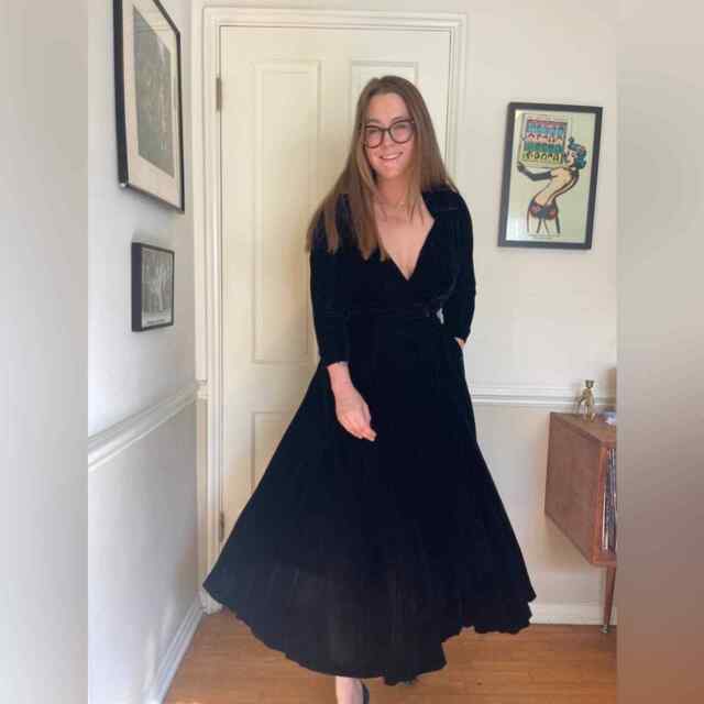 Saks Fifth Avenue Black Vintage Long Dress Xs