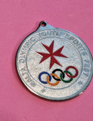 MEDALLA COMITÉ OLÍMPICO JUVENIL MALTA Foto 1 de 2