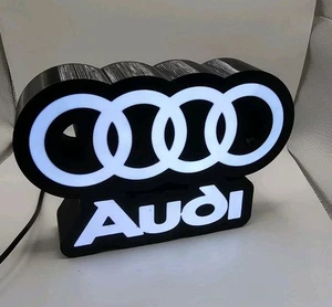 Audi Dekor Schreibtisch LED Lightbox USB Powered Nachtlicht Schild Shop  - Bild 1 von 8