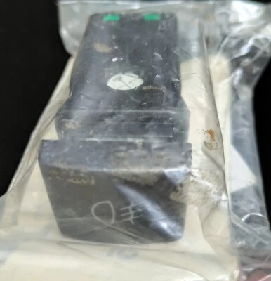 SAAB 4409223 / 12768423 New NOS Genuine OEM Fog Light Switch MAKE OFFER - Image 1 of 3