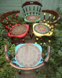 Set of four original vintage wooden dining chairs with hand painted mandalas - Picture 1 of 12