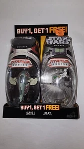 ORIGINAL STAR WARS DIE CAST TITANIUM SERIES FIGUREN SLAVE 1 UND AT-RT SEALED - Bild 1 von 6