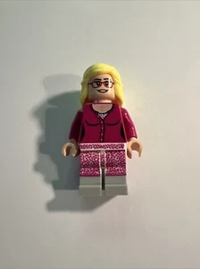 Bernadette Rostenkowski - LEG Minifigure Ideas The Big Bang Theory idea018 21302 - Picture 1 of 2