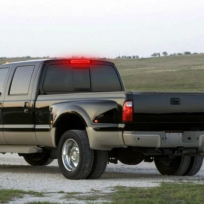 Se adapta a Mazda B2300 B2500 B3500 B4000 Tercera luz de freno trasera lámpara de carga barra LED Foto 1 de 4