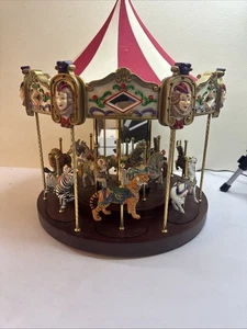 Vintage Carousel with 12 porcelain animals made in Taiwan - Picture 1 of 9