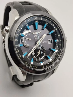 SEIKO ASTRON GPS SOLAR МИРОВОГО ВРЕМЕНИ 7 X 52 0AB0 39 ЧАСОВЫХ ПОЯСОВ СТАЛЬНОЙ ЧЕХОЛ САПФИР - Изображение 1 из 4