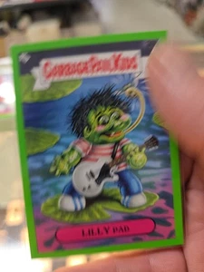 2024 Topps GPK Green Day Garbage Pail Kids Green Parallel Lilly Pad 30B - Picture 1 of 2