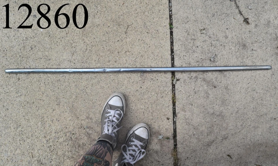 Chrysler Royal 1939 capó del conductor izquierdo al panel del guardabarros moldura exterior lanza 39 Foto 1 de 4