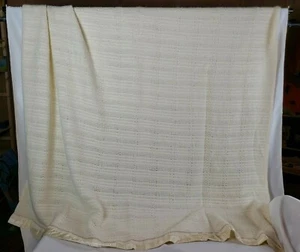 Gofre acrílico tejido de colección de color crema doble tiro 60"" X 88"" nailon satinado encuadernación - Imagen 1 de 5