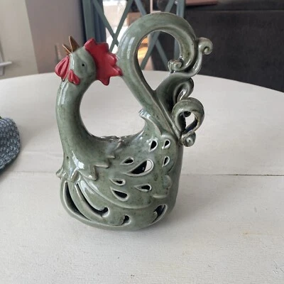 Quemador de incienso de pollo gallo de cerámica decoración de luz de té - verde y rojo Foto 1 de 4