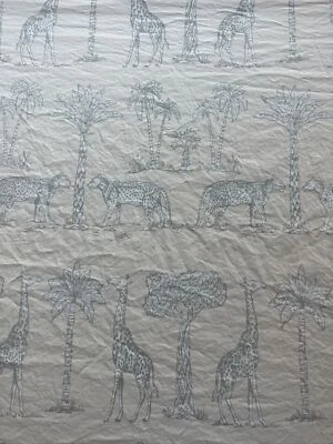 Sábana Ajustable Pottery Barn Niños Grand Safari Cuna Rubor y Gris 100% Algodón Foto 1 de 4