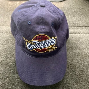 Baseballmütze Kappe Cleveland Cavs NBA blau verstellbar Druckknopflasche - Bild 1 von 13