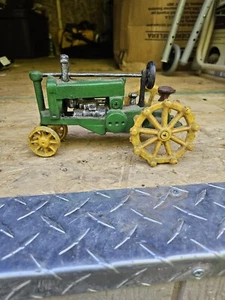 JOHN DEERE TRACTOR OLD HEAVY CAST IRON FARM TOY VINTAGE GREEN YELLOW - Picture 1 of 5