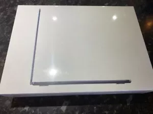 MacBook Air 2022 13,6 (256GB SSD, M2 8-Core, 8GB) Laptop - MIDNIGHT- (A2681) - Bild 1 von 4